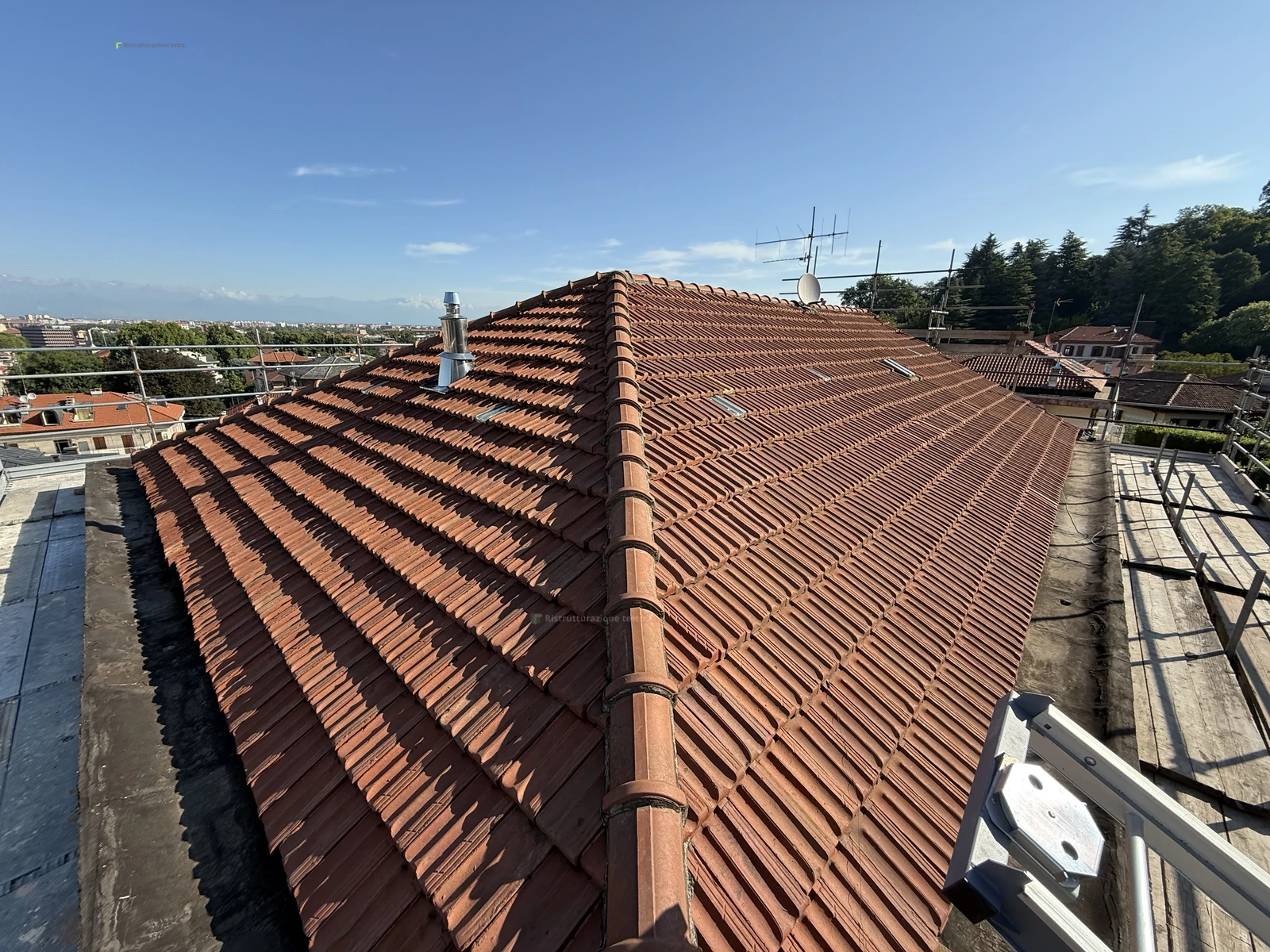 Copertura esistente prima del rifacimento completo a Torino